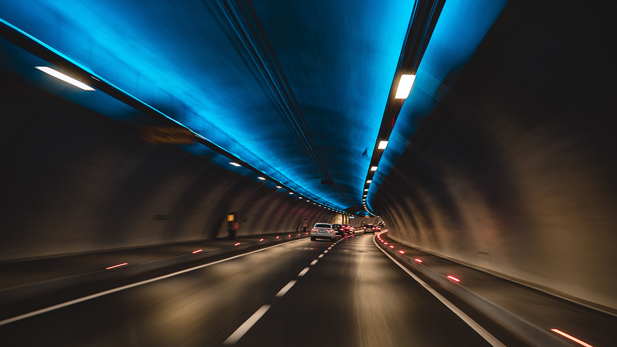 blur-cars-commuting-1253049.jpg